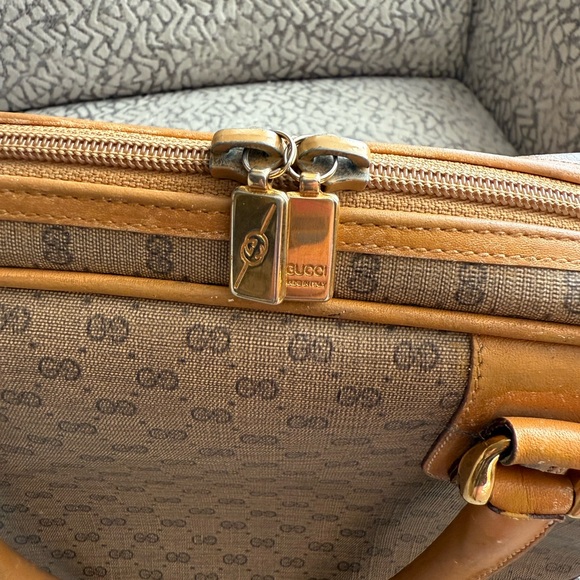 Authentic Vintage Gucci Tan  Satchel Handbag - Picture 8 of 10